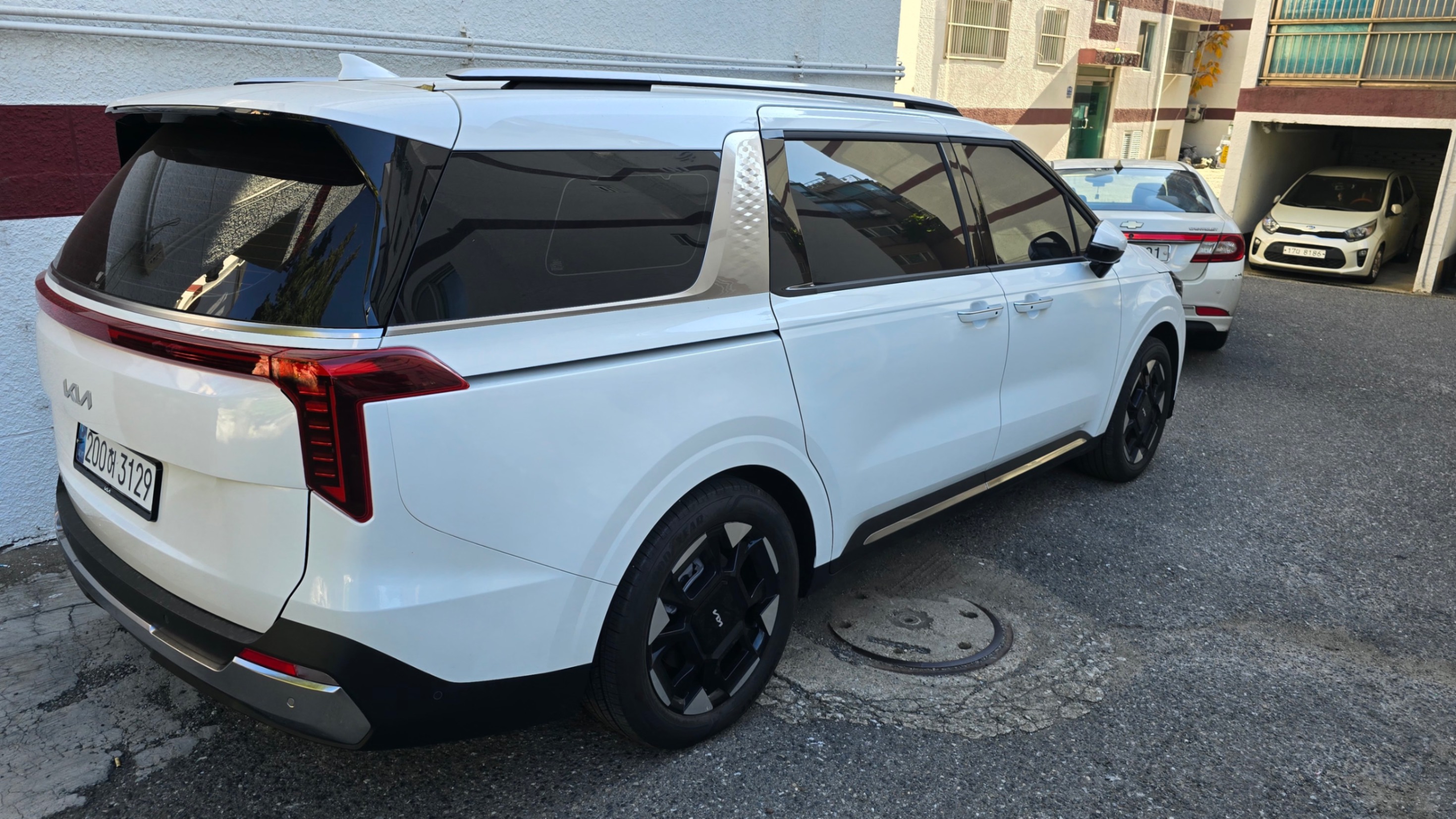 카니발 9인승 3.5 휘발유 장기렌트 승계 - 이미지 3