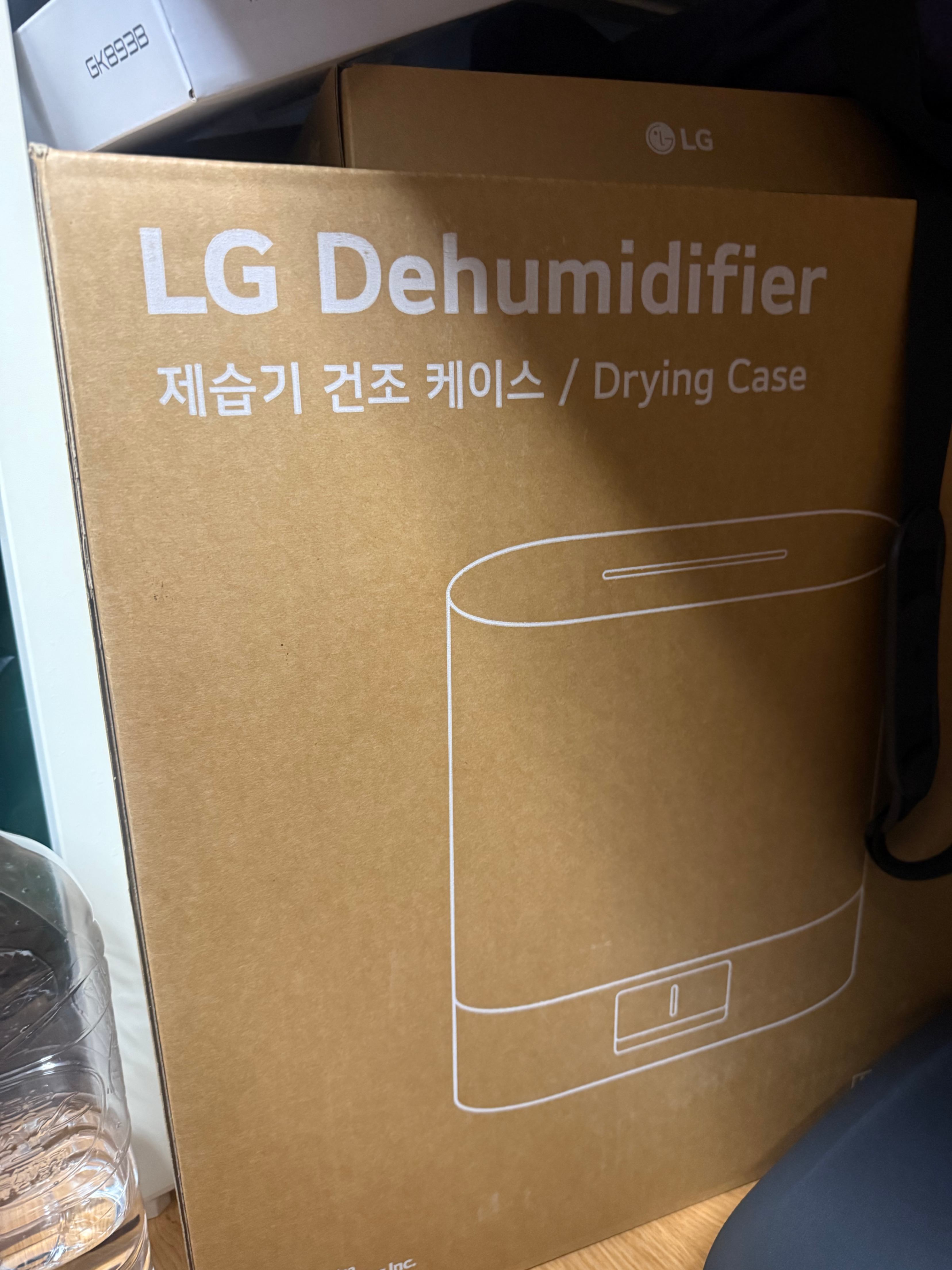 LG 휘센 오브제컬렉션 제습기 + 공기청정키트(화이트) + 건조케이스 세트(DQ235MWGAWS) 양도 합니다. - 이미지 2